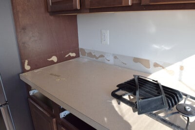 How to remove laminate countertops including the four inch surround.